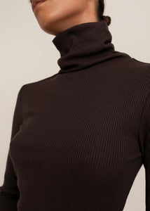 CYNTHIA TURTLE NECK