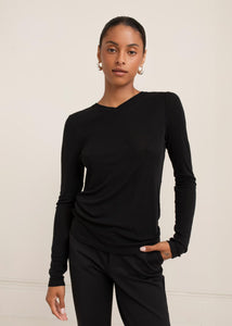 Nisa High V-Neck