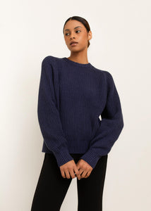 AVERY CREW NECK SWEATER